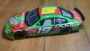 2001 Casey Atwood 19 Dodge Dealers Mountain Dew 1/24 Diecast Nascar Action - Picture 1 of 8