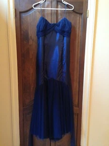 Vera Wang Marineblau Trägerlos Meerjungfrau Kleid, Größe 10 - Bild 1 von 3