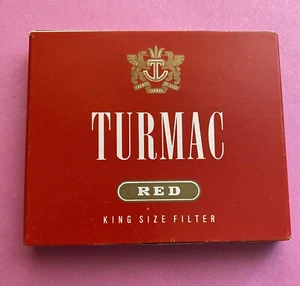 Vintage Bubble Gum Cigarette Box - TURMAC RED Made in Italy - La Giulia - Picture 1 of 7