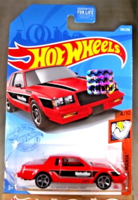 Hot Wheels #218 Muscle Mania 2021 4/10 '87 Buick Regal GNX rojo con radios MC5 grises Foto 1 de 4