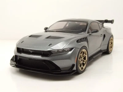 Ford Mustang GTD 2025 Grigio Scuro Metallizzato Modellino 1:18 MCG - Immagine 1 di 4