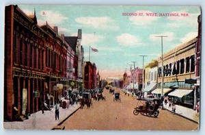 Postal de Hastings Nebraska NE 1910 Second Street Business Area Crowd coche clásico - Imagen 1 de 2