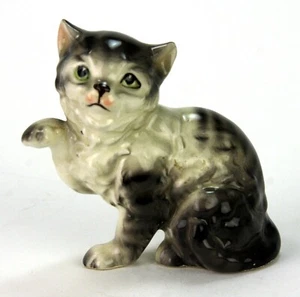 Statuina gatto rialzato zampa in ceramica Giappone 3-3/4" - Foto 1 di 5