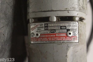 MILWAUKEE 3/8" Hammer Drill 5392-1 - Picture 1 of 3