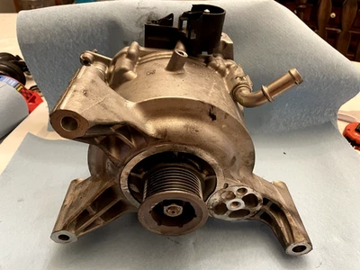 ALTERNADOR ETOURQUE SISTEMA JEEP WRANGLER 3,6 L 48 VOLTIOS 20-23 Foto 1 de 4