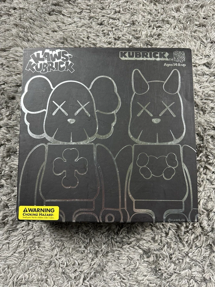 Juego de 5 juguetes vintage Kaws Kubrick Medicom parada de autobús edición limitada graffiti 2002 Foto 1 de 4