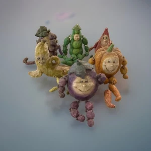 Anthropomorphic Vintage Vegetable Shelf Sitter Figurines Food Figures Lot Of 6 - Picture 1 of 8