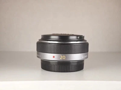 Panasonic Wide-Angle Pancake Lens Lumix G 20mm/F1.7 ASPH. for Micro Four Thirds - Image 1 of 4