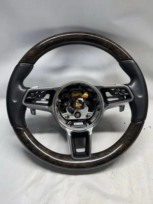 Volante Porsche Macan 95B 15-18 cuero negro y nogal oscuro con palancas de cambio Foto 1 de 4