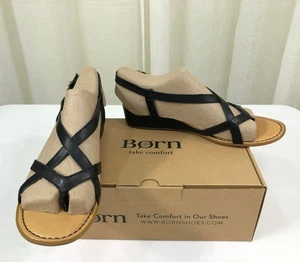 Sandalia de cuña de cuero con tiras cruzadas Sibyl NACIDA NUEVA EN CAJA EE. UU. 11/EUR 41-42 negra - Imagen 1 de 23