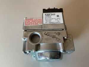 ROBERTSHAW 7200ER 7A7-A1B-001 STANDING PILOT GAS VALVE - Picture 1 of 5