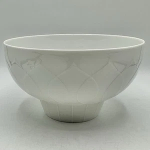 Vintage Lotus White 8” Round Serving Bowl By Bjørn Wiinblad For Rosenthal /cb - Picture 1 of 6