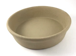 Pampered Chef 8 Inch Mini Baker Stoneware Baking Stone Family Heritage Excellent - Picture 1 of 5