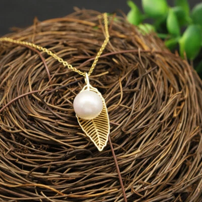 D17 Ciondolo Collana Foglia Filigrana Con Perla 925 Argento Dorato - Immagine 1 di 4