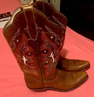 NUEVAS Botas de Cuero Marrón Occidental Rosa Gitana Costuras Bordadas Para Mujer Talla 7.5 Foto 1 de 4