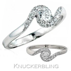 Genuine Diamond Engagement Ring 0.30ct Round Brilliant Cut F VS 18ct White Gold - Picture 1 of 1
