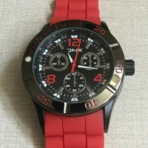 QMX Men's Gunmetal Watch Round Black Dial on Red Rubber Band Stylish New! - Picture 1 of 2