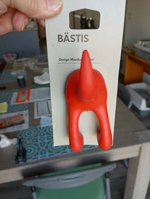 Gancho de pared cola de perro Ikea Bastis, uso para colgar correa, cuello, sombrero, abrigo, llaves Foto 1 de 2