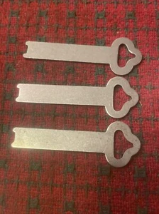 Vintage Flat Steel Key Trunk Padlock Antique Lock Box Desk Cabinet Key Blank 3pc - Picture 1 of 4