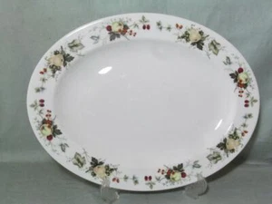 Plato ovalado Royal Doulton Miramont 131/4" TC1022 - Imagen 1 de 2