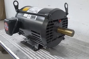 U.S. Motors D7P2D 7-1/2 HP 1765 RPM 230/460VAC 3-Phase General Purpose Motor - Picture 1 of 11