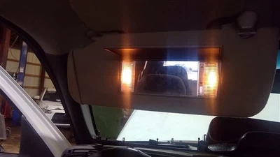 Lámpara de tocador de encendido y apagado iluminada para parasol para conductor se adapta a 00-02 YUKON 117689 Foto 1 de 4