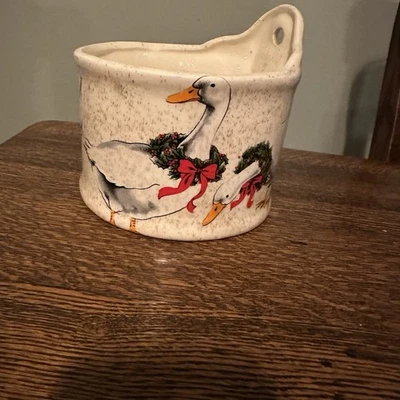 Maceta de cerámica de ganso de Navidad hecha a mano Foto 1 de 4