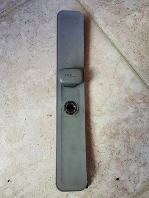 Ajustador de altura del cinturón de seguridad delantero izquierdo/derecho OEM Toyota Tercel 95-99 Foto 1 de 3
