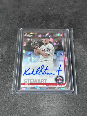 Autógrafo Kohl Stewart 2019 Topps cromo zafiro radiocontrol Foto 1 de 2