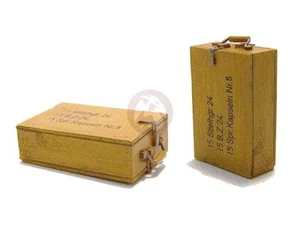 Plus Model 1/35 Box for German Stick Hand Grenades WWII (4 Crates w/Decal) EL010 - Picture 1 of 1