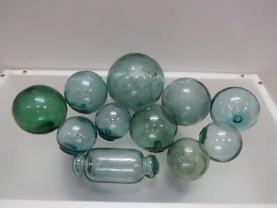 11 Auténticos Flotadores de Vidrio Japoneses Bola Boya Tiki Hut Bar Red Pesca (G2-959B) Foto 1 de 4