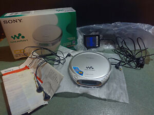 Sony CD Walkman, Discman - D-EJ361 Silver - Used in GC Portable CD Player