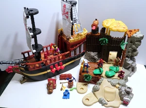 2002 FISHER PRICE IMAGINEXT B1473 & B1472 PRIATE SHIP BUCCANEER BAY PLAYSET SET - Picture 1 of 17