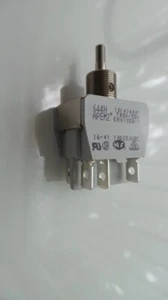 Interruptor de palanca APEM 644H 644H/2X2330 - Imagen 1 de 4