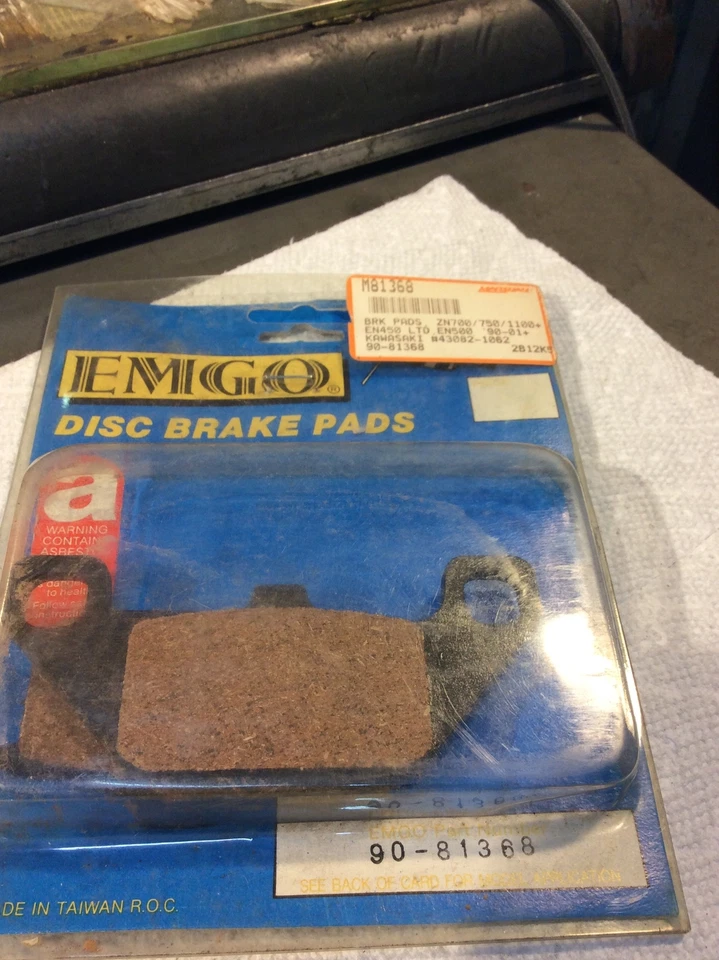 Pastillas de freno Emgo Kawasaki ZN700/750/1100, EN450 LTD/EN500 90-01 #90-81368 Foto 1 de 4