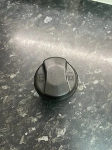 VAUXHALL CORSA D GENUINE PETROL TANK FUEL CAP FILLER CAP JFX04 - Picture 1 of 3