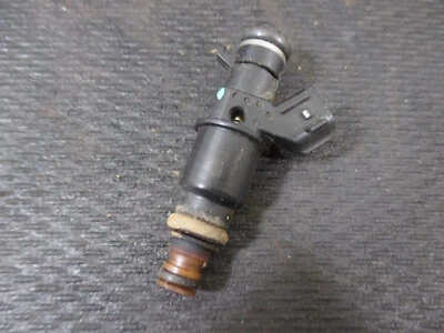 2002 Acura RSX Base - K20A3 - Factory Fuel Injector - Imagem 1 de 4