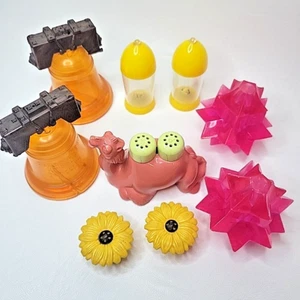 Hong Kong & USA Colorful Plastic Salt & Pepper Shaker Lot of 5 Retro MCM 60's - Picture 1 of 16