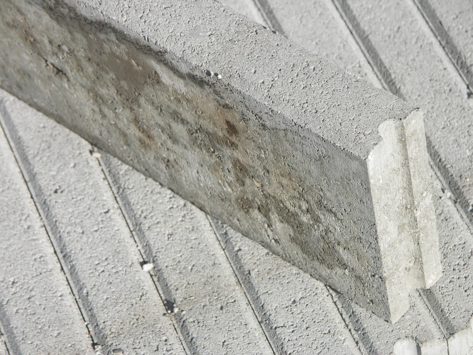 Randsteine Rasenkantensteine Beton Begrenzungssteine, 15er Höhe Bordstein - Bild 1 von 1