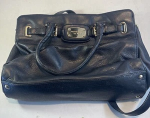 Michael Kors Women's Black Leather Shoulder Bag - Picture 1 of 7