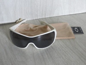 Seltene Oakley Herren-Sonnenbrille Riddle Ducati weiß grau Iridium Gläser Y2K LESEN - Bild 1 von 23