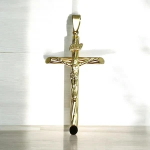 10k Yellow Gold Jesus Crucifix Cross Pendant - Picture 1 of 6