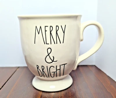 Taza de café Rae Dunn FELIZ Y BRILLANTE Navidad Roja y Blanca 24oz NUEVA Foto 1 de 4