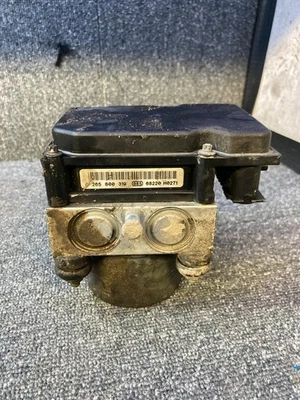 2006 Nissan Micra SE ABS Pump CR12DE/CG12 0265800319 0265231341 - Image 1 of 2