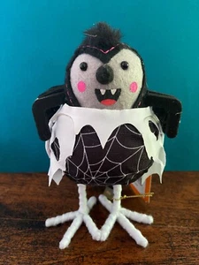 Target Wondershop Featherly Friends "SKITTERS" Bird Halloween 2024 NWT - Picture 1 of 5