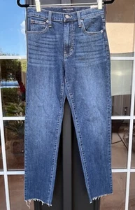 Neu mit Etikett Lucky Brand Drew Jeans Größe 0/25 hoher Bund Mom roher Saum Medium dunkle Waschung - Bild 1 von 12