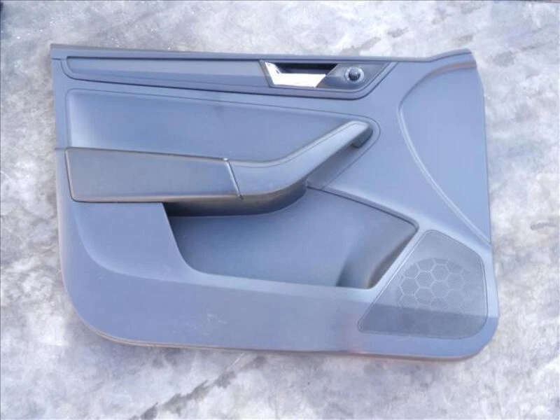 marco puerta delantera izquierda seat toledo 1.6 tdi 2013-2017 2017 86759 Foto 1 de 4