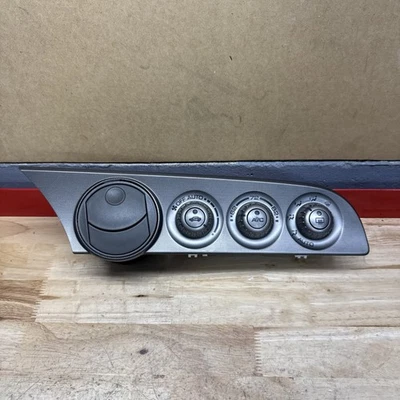 Acura RSX DC5 Type S OEM A/C Climate Control Dash Vent Air Conditioner - Image 1 of 4