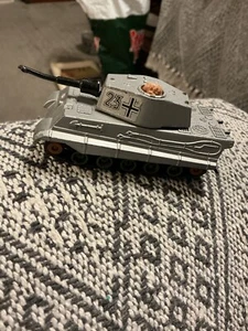 matchbox battle kings K-104 King Tiger Tank - Used Condition See Photo - Picture 1 of 2