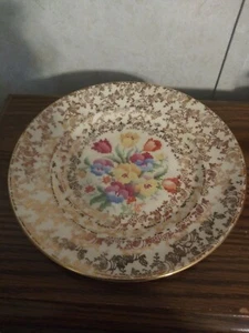 Bread and Butter Plate "Old English Sampler" H&K Tunstall England - Foto 1 di 3